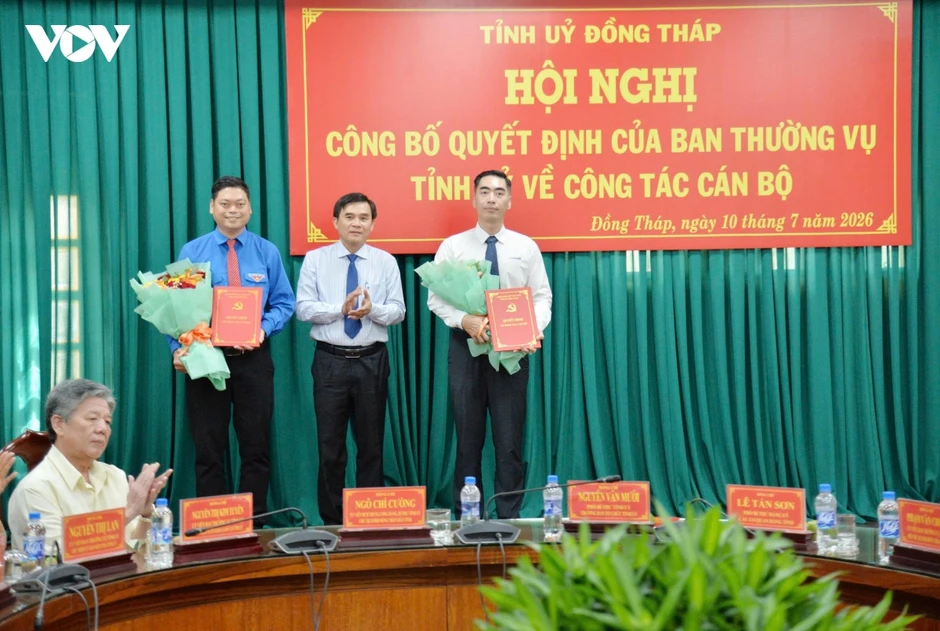 Ông Nguyễn Văn Mười giữ chức Bí thư Đảng ủy các cơ quan Đảng Đồng Tháp Ông Nguyễn Văn Mười giữ chức Bí thư Đảng ủy các cơ quan Đảng Đồng Tháp
