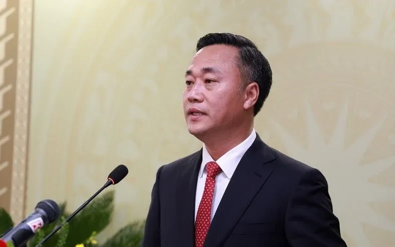 Ông Nguyễn Việt Hùng được bầu giữ chức Chủ tịch UBND tỉnh Khánh Hòa Ông Nguyễn Việt Hùng được bầu giữ chức Chủ tịch UBND tỉnh Khánh Hòa