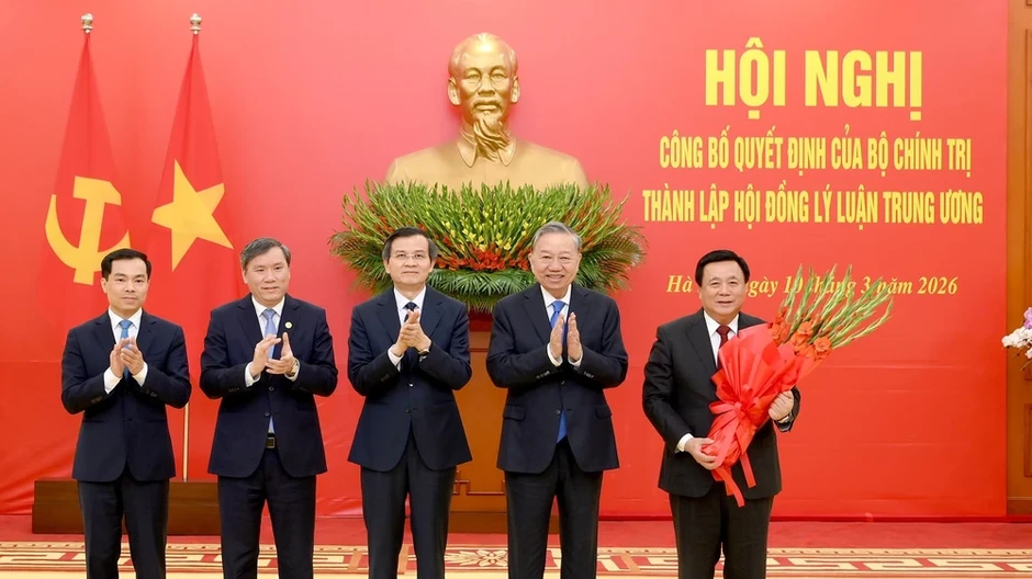 Ông Nguyễn Xuân Thắng làm Chủ tịch Hội đồng Lý luận Trung ương nhiệm kỳ mới Ông Nguyễn Xuân Thắng làm Chủ tịch Hội đồng Lý luận Trung ương nhiệm kỳ mới