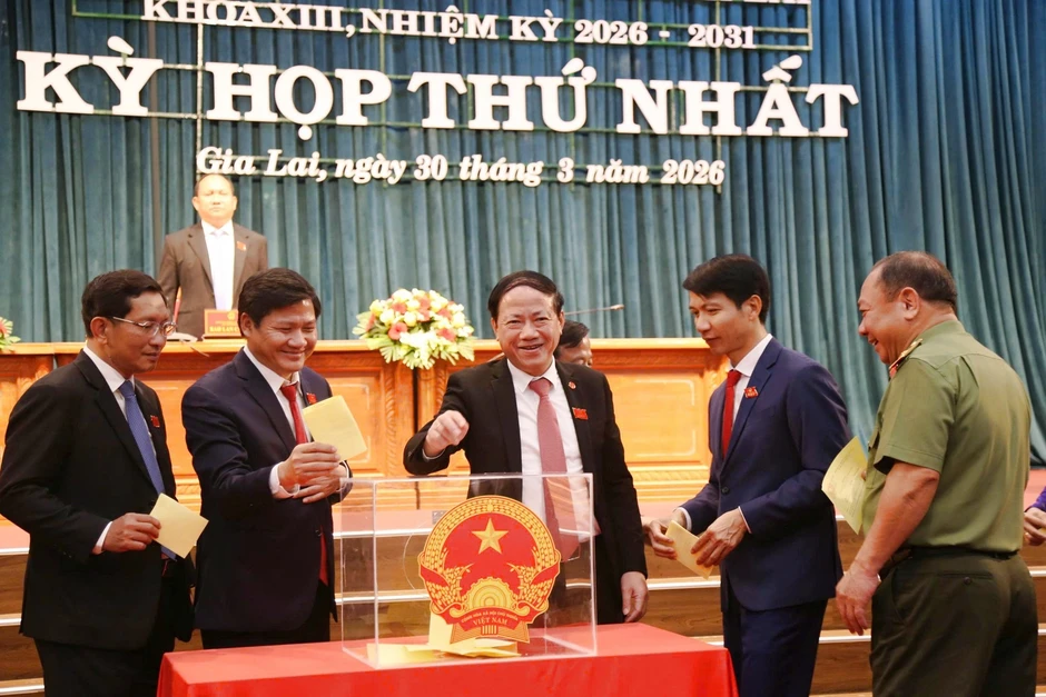 Ông Rah Lan Chung tái đắc cử Chủ tịch HĐND tỉnh Gia Lai
