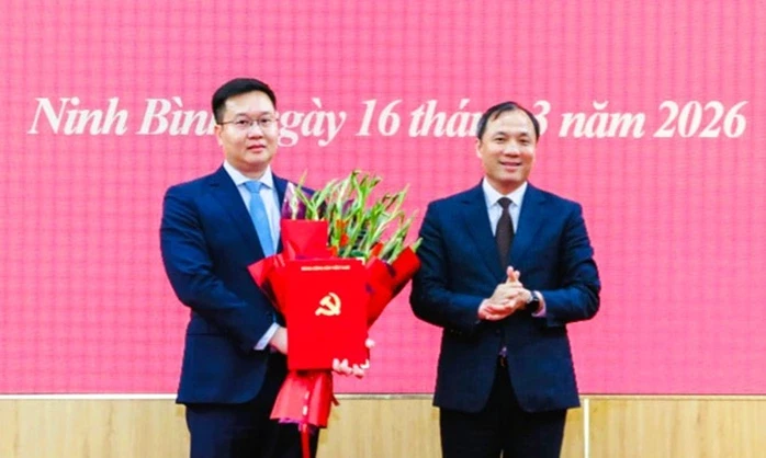 Ông Trần Đăng Quỳnh làm Phó Bí thư Tỉnh ủy Ninh Bình Ông Trần Đăng Quỳnh làm Phó Bí thư Tỉnh ủy Ninh Bình