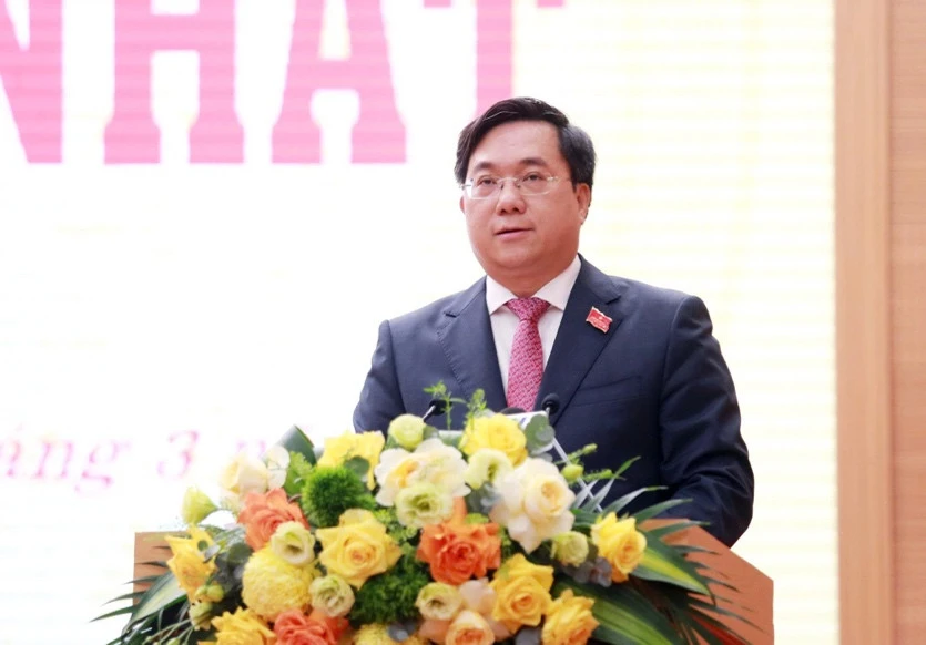 Ông Trần Duy Đông tái đắc cử Chủ tịch UBND tỉnh Phú Thọ Ông Trần Duy Đông tái đắc cử Chủ tịch UBND tỉnh Phú Thọ