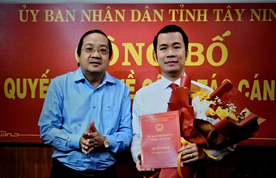Ông Trương Tấn Sơn giữ chức Giám đốc Sở Công thương tỉnh Tây Ninh Ông Trương Tấn Sơn giữ chức Giám đốc Sở Công thương tỉnh Tây Ninh