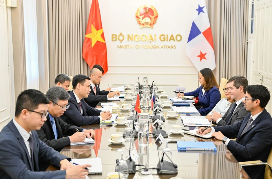 Panama sẵn sàng đóng vai trò cửa ngõ để Việt Nam phát triển quan hệ với khu vực Mỹ Latinh Panama sẵn sàng đóng vai trò cửa ngõ để Việt Nam phát triển quan hệ với khu vực Mỹ Latinh
