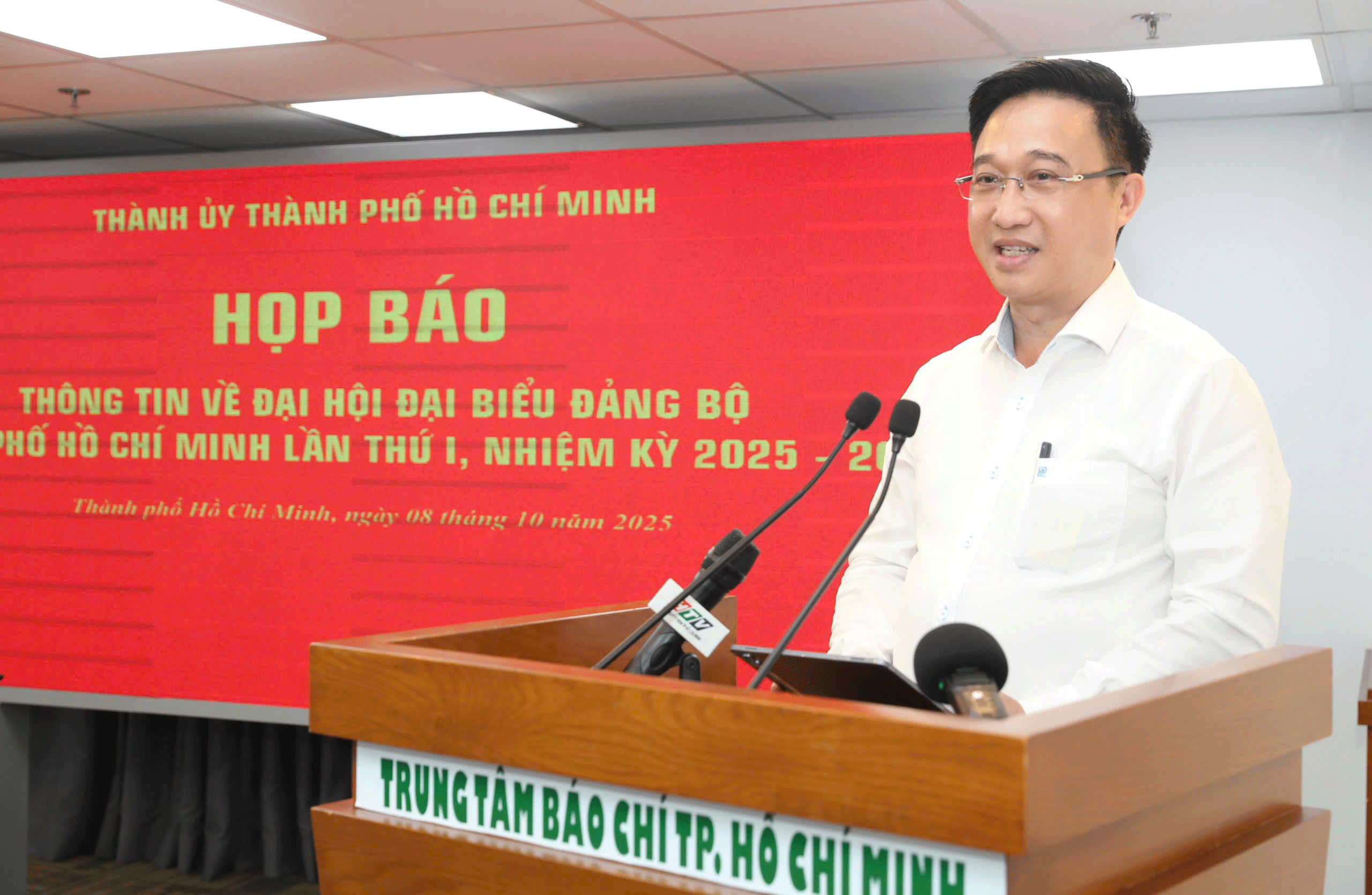 Phân công nhiệm vụ các Phó Bí thư Thành ủy TPHCM Phân công nhiệm vụ các Phó Bí thư Thành ủy TPHCM