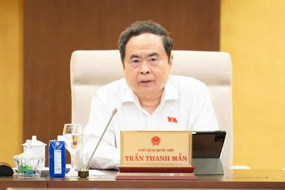 Phân quyền mạnh hơn, triệt để hơn cho các địa phương Phân quyền mạnh hơn, triệt để hơn cho các địa phương