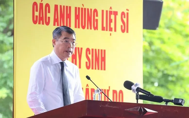 Phát biểu của Thủ tướng Lê Minh Hưng tại Lễ triển khai tìm kiếm, quy tập hài cốt liệt sĩ tại Công viên Lê Thị Riêng Phát biểu của Thủ tướng Lê Minh Hưng tại Lễ triển khai tìm kiếm, quy tập hài cốt liệt sĩ tại Công viên Lê Thị Riêng