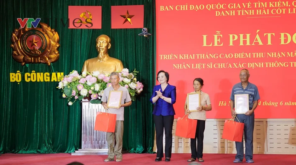 Phát động cao điểm thu nhận mẫu sinh phẩm ADN thân nhân liệt sĩ chưa xác định thông tin trên toàn quốc Phát động cao điểm thu nhận mẫu sinh phẩm ADN thân nhân liệt sĩ chưa xác định thông tin trên toàn quốc