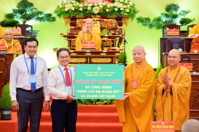 Phật giáo TPHCM đề cao giữ vững kỷ cương trong nhiệm kỳ mới Phật giáo TPHCM đề cao giữ vững kỷ cương trong nhiệm kỳ mới