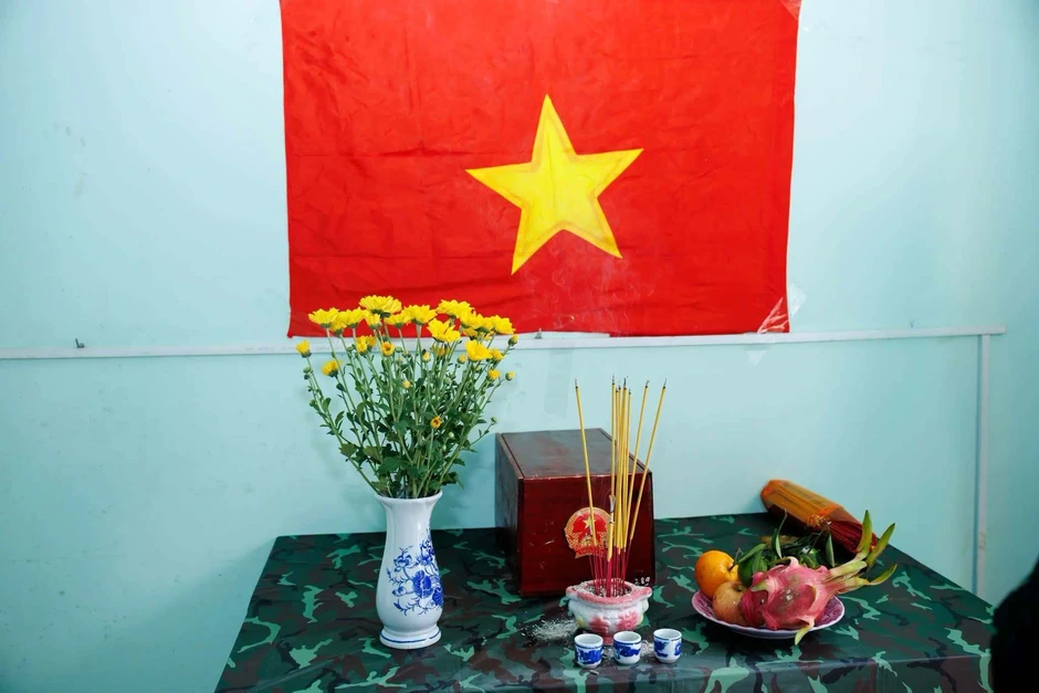 Phát hiện hố bom nghi có nhiều hài cốt liệt sĩ ở Tây Ninh Phát hiện hố bom nghi có nhiều hài cốt liệt sĩ ở Tây Ninh