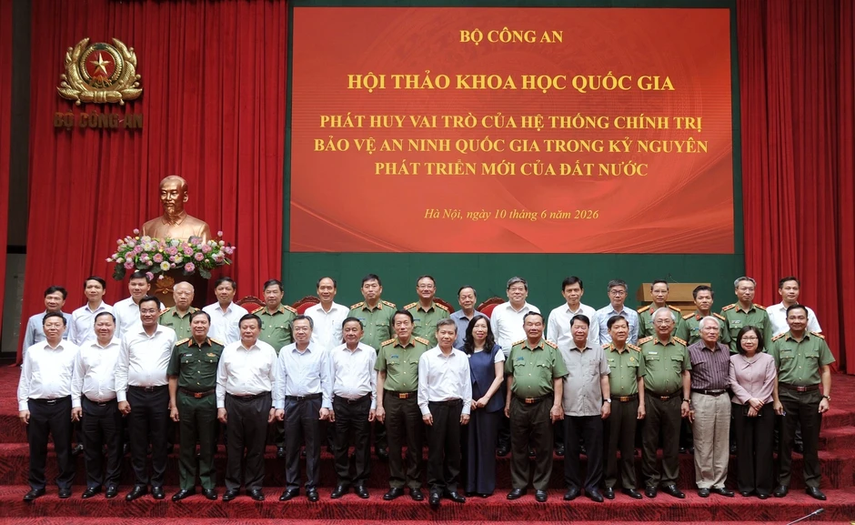Phát huy sức mạnh hệ thống chính trị bảo vệ an ninh quốc gia Phát huy sức mạnh hệ thống chính trị bảo vệ an ninh quốc gia
