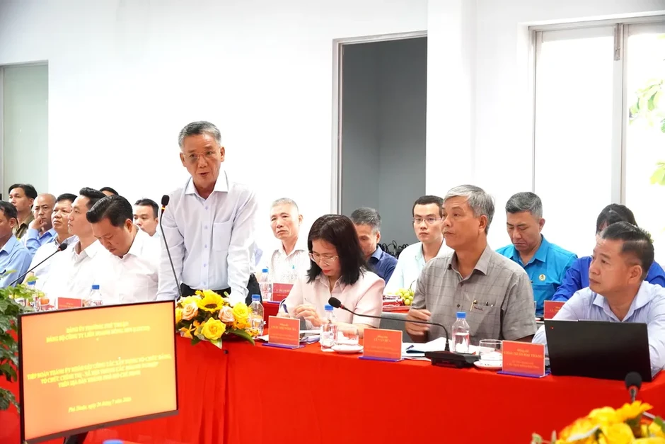 Phát huy vai trò của tổ chức Đảng trong doanh nghiệp Phát huy vai trò của tổ chức Đảng trong doanh nghiệp