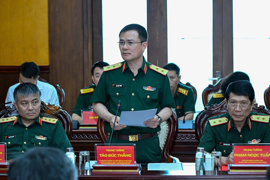 Phát huy vai trò lực lượng nòng cốt trong xây dựng hạ tầng số quốc gia Phát huy vai trò lực lượng nòng cốt trong xây dựng hạ tầng số quốc gia