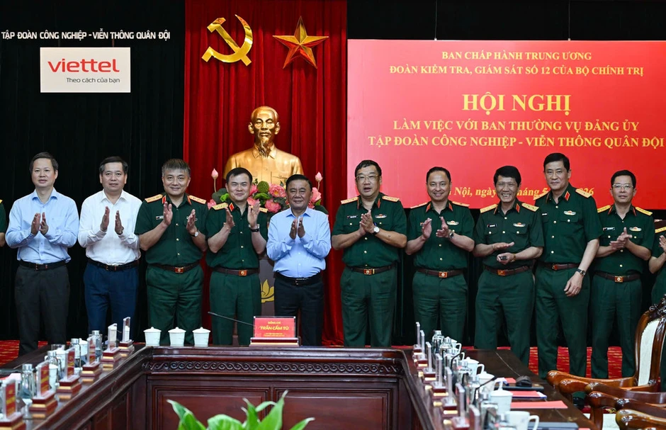 Phát huy vai trò lực lượng nòng cốt trong xây dựng hạ tầng số quốc gia Phát huy vai trò lực lượng nòng cốt trong xây dựng hạ tầng số quốc gia