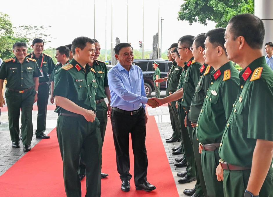 Phát huy vai trò lực lượng nòng cốt trong xây dựng hạ tầng số quốc gia Phát huy vai trò lực lượng nòng cốt trong xây dựng hạ tầng số quốc gia