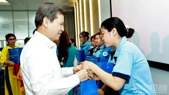 Phát triển thành phố Đồng Nai gắn với xây dựng đội ngũ công nhân hiện đại