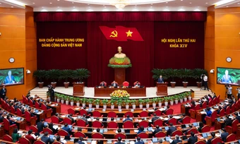 Phiên khai mạc hội nghị Trung ương 2 khóa 14