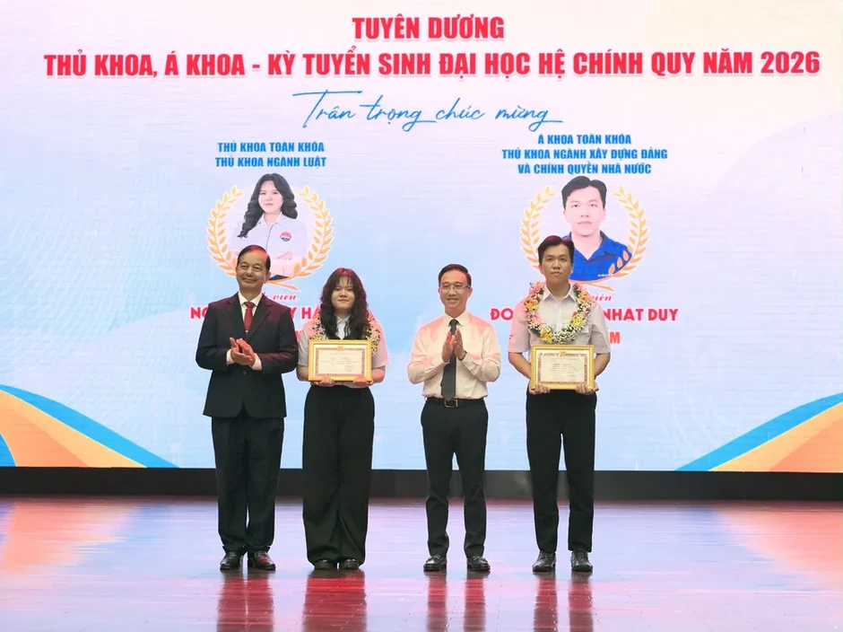 Phó Bí thư Thành ủy TPHCM Đặng Minh Thông dự Lễ khai giảng tại Học viện Cán bộ TPHCM Phó Bí thư Thành ủy TPHCM Đặng Minh Thông dự Lễ khai giảng tại Học viện Cán bộ TPHCM