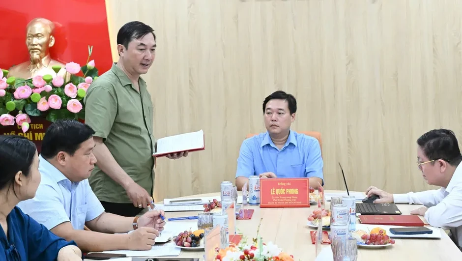 Phó Bí thư Thường trực Thành ủy TPHCM Lê Quốc Phong: Đề xuất biên chế trên tinh thần "chắt chiu" chỉ tiêu Phó Bí thư Thường trực Thành ủy TPHCM Lê Quốc Phong: Đề xuất biên chế trên tinh thần "chắt chiu" chỉ tiêu