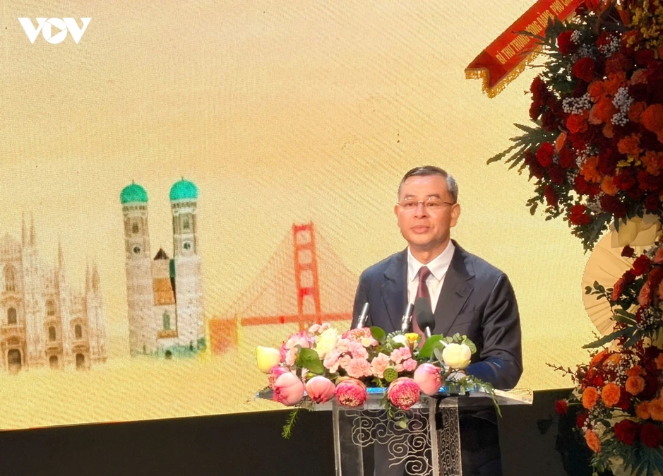 Phó Chủ tịch nước dự Lễ đón nhận Huân chương Lao động hạng Ba của Vietnam Airlines Phó Chủ tịch nước dự Lễ đón nhận Huân chương Lao động hạng Ba của Vietnam Airlines