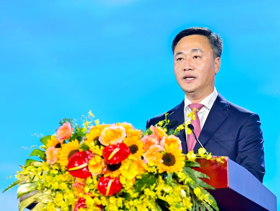 Phó Chủ tịch nước Võ Thị Ánh Xuân dự Lễ khai mạc Festival Biển Khánh Hòa 2026