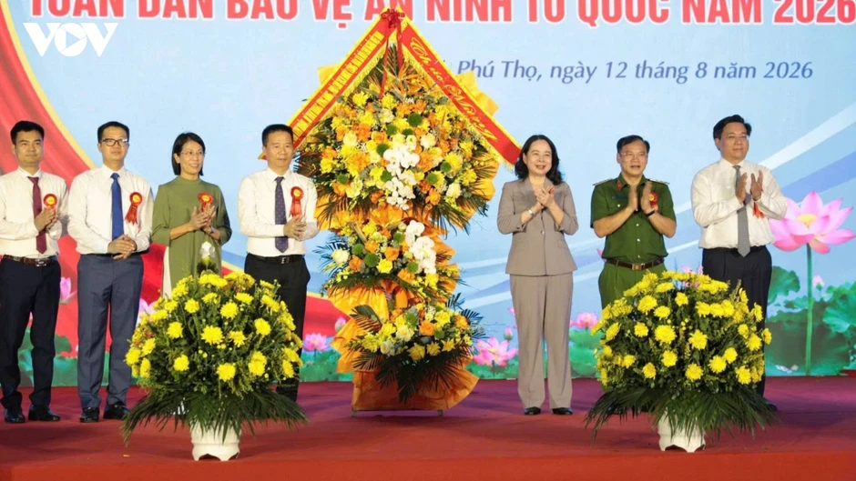 Phó Chủ tịch nước Võ Thị Ánh Xuân dự Ngày hội Toàn dân bảo vệ an ninh Tổ quốc Phó Chủ tịch nước Võ Thị Ánh Xuân dự Ngày hội Toàn dân bảo vệ an ninh Tổ quốc
