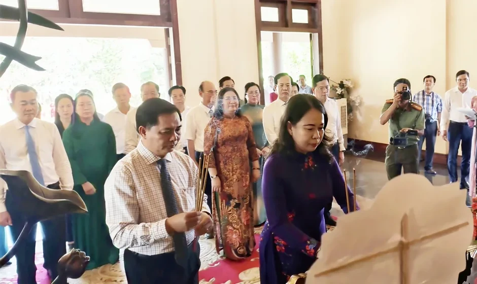 Phó Chủ tịch nước Võ Thị Ánh Xuân: Phát huy sức mạnh đoàn kết, đưa văn hóa thành động lực phát triển Phó Chủ tịch nước Võ Thị Ánh Xuân: Phát huy sức mạnh đoàn kết, đưa văn hóa thành động lực phát triển