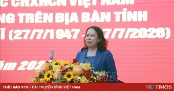 Phó Chủ tịch nước Võ Thị Ánh Xuân thăm, tặng quà người có công với cách mạng