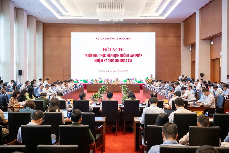 Phó Chủ tịch Quốc hội: Dứt khoát bỏ tư duy 'không quản được thì cấm' Phó Chủ tịch Quốc hội: Dứt khoát bỏ tư duy 'không quản được thì cấm'