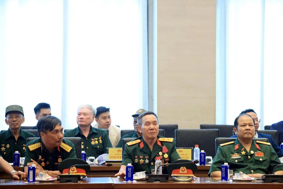 Phó Chủ tịch Quốc hội Nguyễn Thị Thanh gặp mặt người có công tiêu biểu Phó Chủ tịch Quốc hội Nguyễn Thị Thanh gặp mặt người có công tiêu biểu