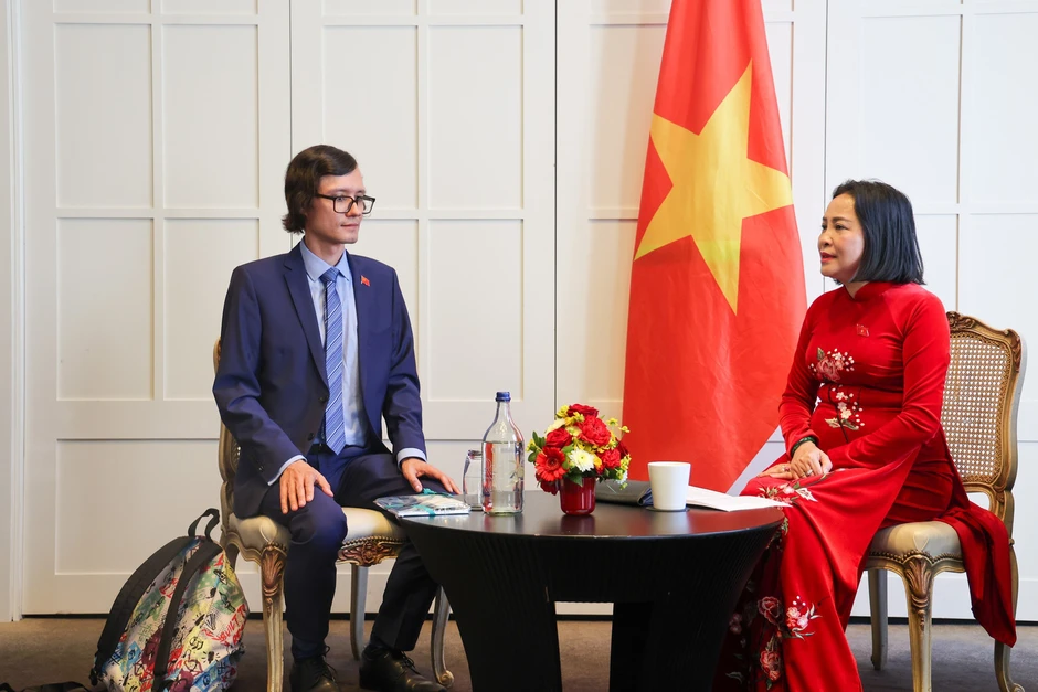 Phó Chủ tịch Quốc hội Nguyễn Thị Thanh thăm và làm việc tại Thụy Sĩ