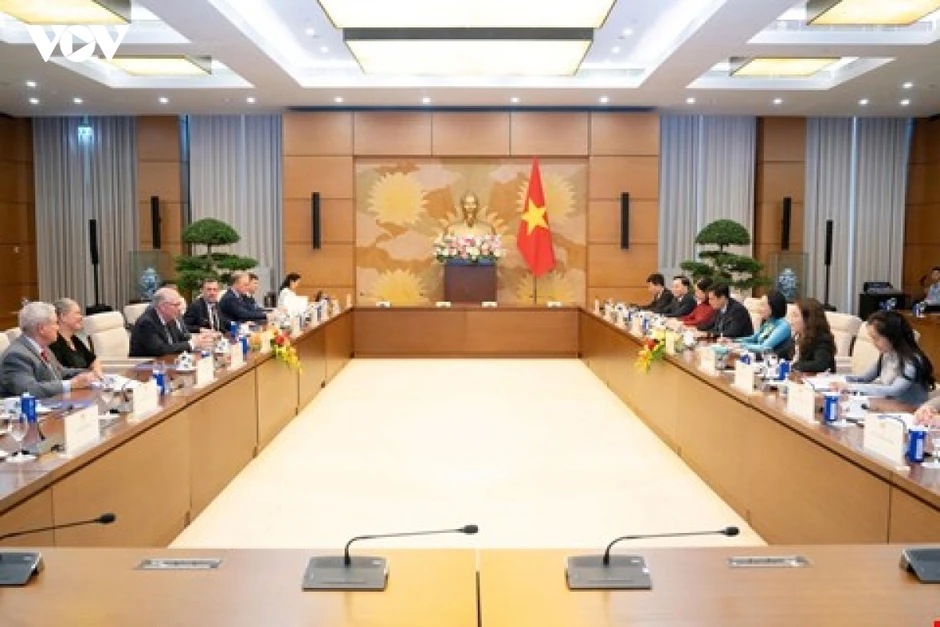 Phó Chủ tịch Quốc hội Nguyễn Thị Thanh tiếp Đoàn Nghị sĩ Hạ viện Hoa Kỳ Phó Chủ tịch Quốc hội Nguyễn Thị Thanh tiếp Đoàn Nghị sĩ Hạ viện Hoa Kỳ