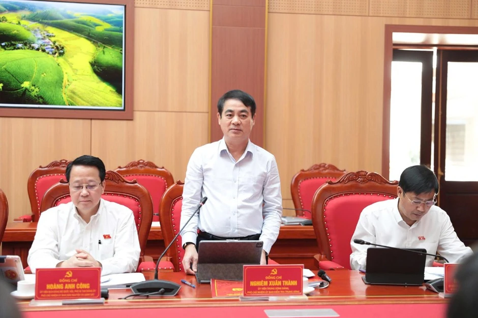 Phó Chủ tịch Thường trực Quốc hội Đỗ Văn Chiến làm việc tại Phú Thọ Phó Chủ tịch Thường trực Quốc hội Đỗ Văn Chiến làm việc tại Phú Thọ