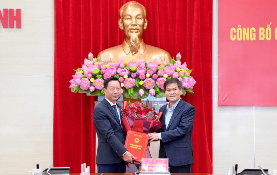Phó Chủ tịch UBND tỉnh Quảng Ninh kiêm nhiệm Trưởng Ban Quản lý Khu kinh tế tỉnh Phó Chủ tịch UBND tỉnh Quảng Ninh kiêm nhiệm Trưởng Ban Quản lý Khu kinh tế tỉnh