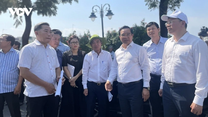 Phó Chủ tịch UBND TP.HCM Hoàng Nguyên Dinh nhận thêm hai nhiệm vụ quan trọng Phó Chủ tịch UBND TP.HCM Hoàng Nguyên Dinh nhận thêm hai nhiệm vụ quan trọng