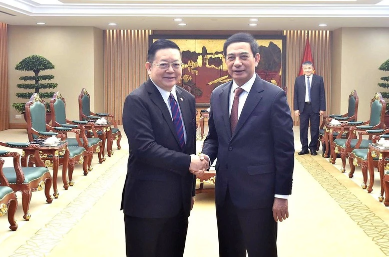 Phó Thủ tướng, Bộ trưởng Bộ Quốc phòng Phan Văn Giang tiếp Tổng Thư ký ASEAN Phó Thủ tướng, Bộ trưởng Bộ Quốc phòng Phan Văn Giang tiếp Tổng Thư ký ASEAN