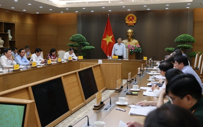 Phó Thủ tướng: Đẩy nhanh tiến độ dự án tuyến đường bộ cao tốc Hà Nội-Vientiane Phó Thủ tướng: Đẩy nhanh tiến độ dự án tuyến đường bộ cao tốc Hà Nội-Vientiane