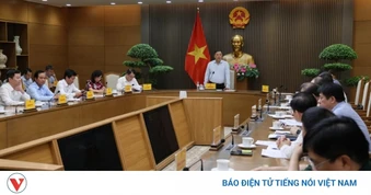 Phó Thủ tướng: Đẩy nhanh tiến độ dự án tuyến đường bộ cao tốc Hà Nội-Vientiane