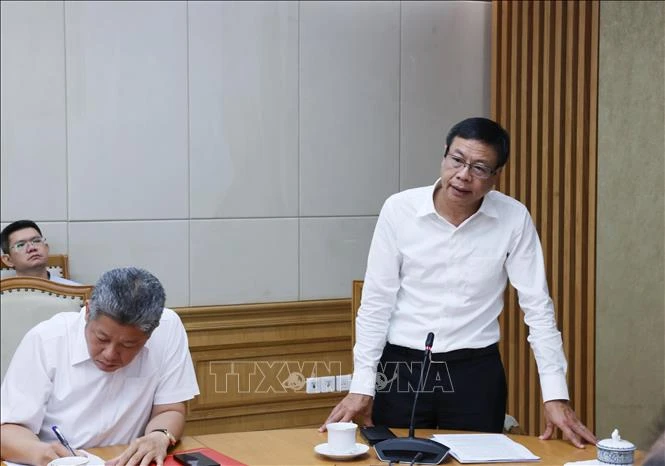 Phó Thủ tướng Hồ Quốc Dũng chủ trì họp về việc thành lập Khu công nghệ cao tỉnh Hưng Yên Phó Thủ tướng Hồ Quốc Dũng chủ trì họp về việc thành lập Khu công nghệ cao tỉnh Hưng Yên