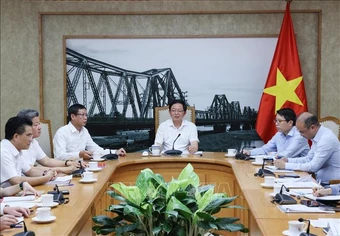Phó Thủ tướng Hồ Quốc Dũng chủ trì họp về việc thành lập Khu công nghệ cao tỉnh Hưng Yên
