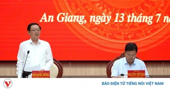Phó Thủ tướng Hồ Quốc Dũng làm việc với An Giang về mục tiêu tăng trưởng 2 con số