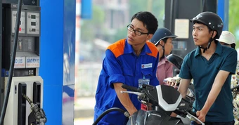 Phó Thủ tướng: Không để thiếu hụt, đứt gãy nguồn cung xăng dầu