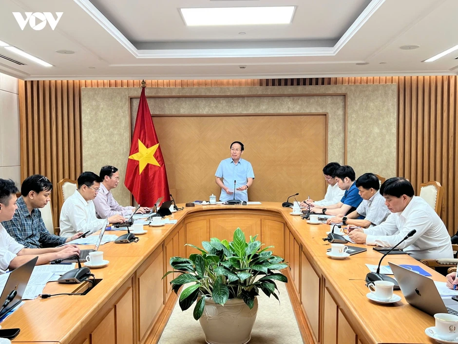 Phó Thủ tướng Lê Tiến Châu: Dữ liệu là nền tảng, AI là công cụ hỗ trợ pháp luật Phó Thủ tướng Lê Tiến Châu: Dữ liệu là nền tảng, AI là công cụ hỗ trợ pháp luật