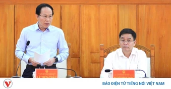 Phó Thủ tướng Lê Tiến Châu làm việc với Huế về tăng trưởng kinh tế