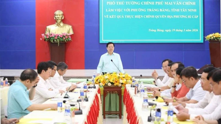 Phó Thủ tướng Mai Văn Chính làm việc tại Tây Ninh Phó Thủ tướng Mai Văn Chính làm việc tại Tây Ninh