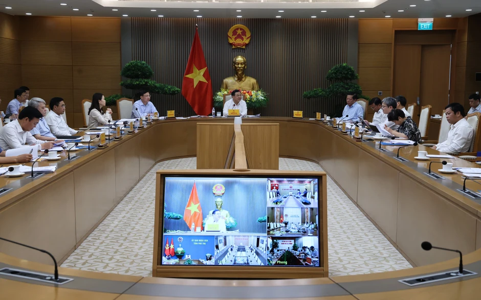 Phó Thủ tướng nêu yêu cầu khi xây đường sắt kết nối Việt Nam - Trung Quốc Phó Thủ tướng nêu yêu cầu khi xây đường sắt kết nối Việt Nam - Trung Quốc