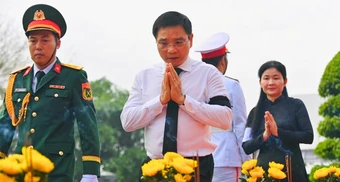 Phó Thủ tướng Nguyễn Văn Thắng dự lễ an táng 63 hài cốt liệt sĩ tại Đồng Nai
