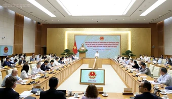 Phó Thủ tướng Nguyễn Văn Thắng làm việc về giải quyết khó khăn, vướng mắc trong lĩnh vực thuế và hải quan