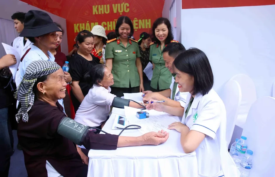 Phó Thủ tướng Phạm Gia Túc dự Ngày hội Toàn dân bảo vệ an ninh Tổ quốc năm 2026 tại xã Yên Bài (Hà Nội) Phó Thủ tướng Phạm Gia Túc dự Ngày hội Toàn dân bảo vệ an ninh Tổ quốc năm 2026 tại xã Yên Bài (Hà Nội)