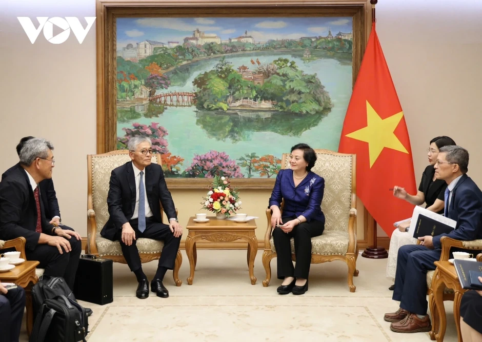Phó Thủ tướng Phạm Thị Thanh Trà tiếp Chủ tịch kiêm Tổng Giám đốc Tập đoàn Erex Phó Thủ tướng Phạm Thị Thanh Trà tiếp Chủ tịch kiêm Tổng Giám đốc Tập đoàn Erex